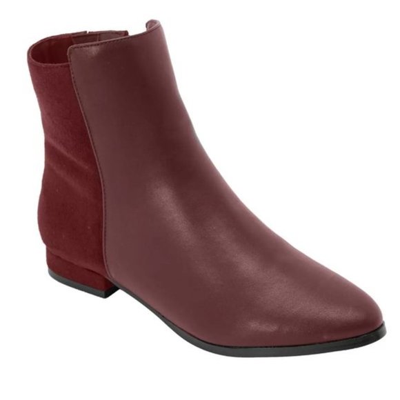 comfortview Shoes - *NWT*The Adrianne Bootie by Comfortview® in  Dark Brown